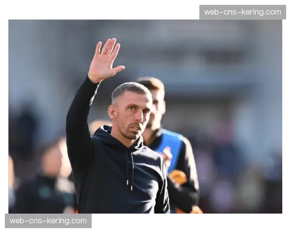 专访狼队主帅加里-奥尼尔，谈如何用有限资源打造坚韧球队